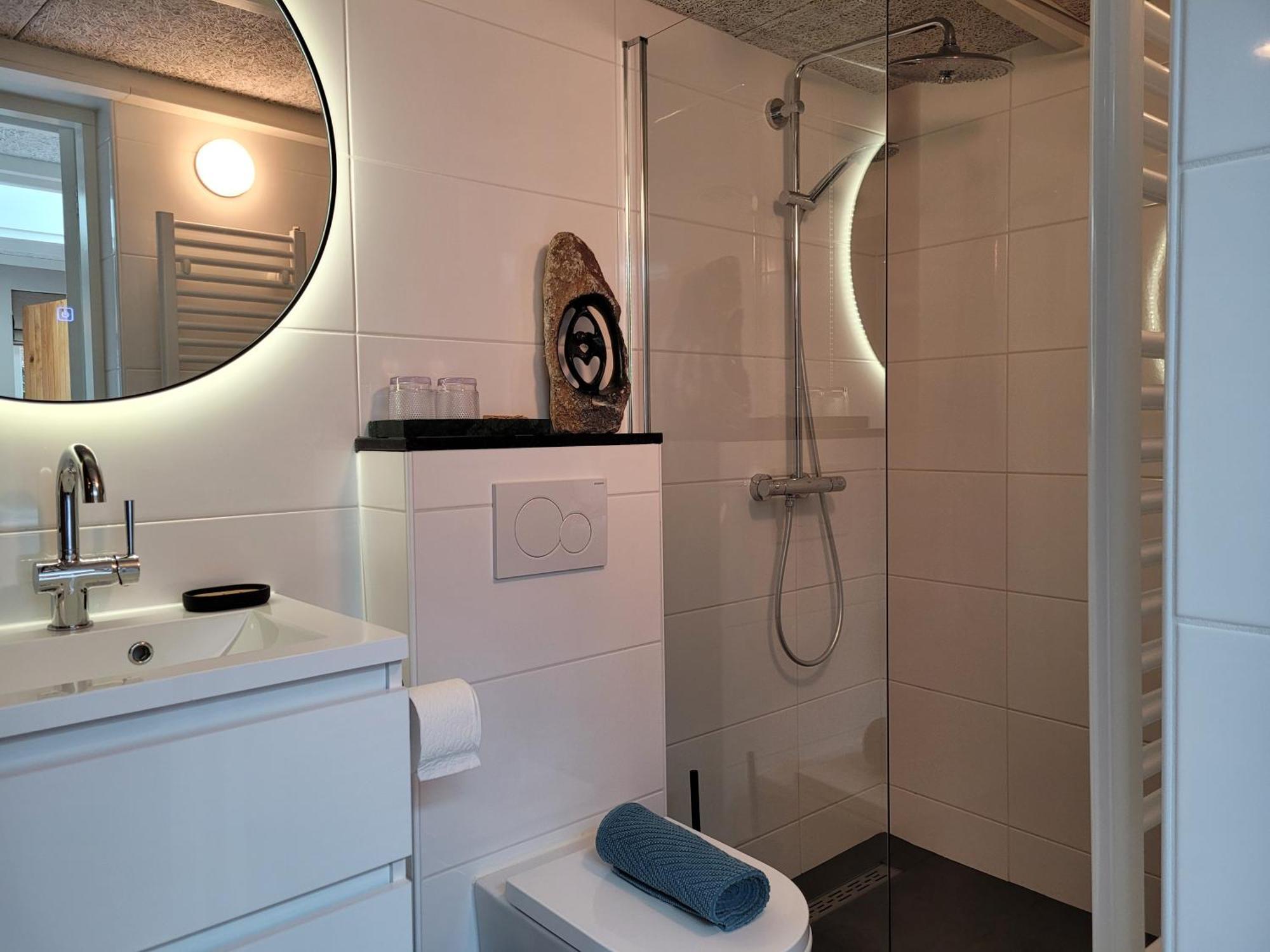 Tiny Villa De Haas Met Infraroodsauna Egmond aan Zee Exterior photo